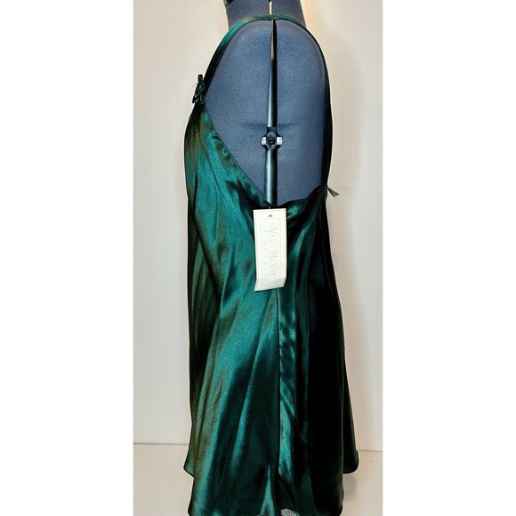 Vintage NWT Val Mode Green Nightie 1990s Satin Size L - Picture 2 of 5